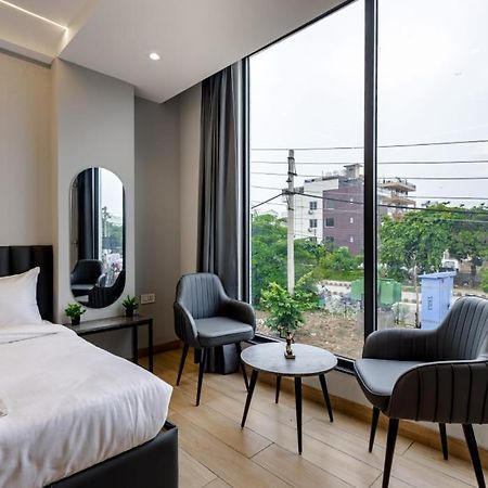 Hotel Imperial Stayz Sector 51 Gurgaon Esterno foto